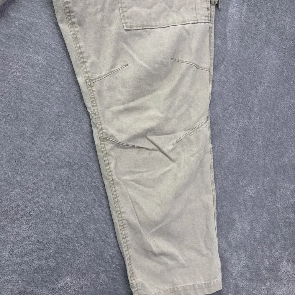 Woolrich Men's Khaki‎ 1537 Size 38 Inseam 32 Side Pockets With Zipper
